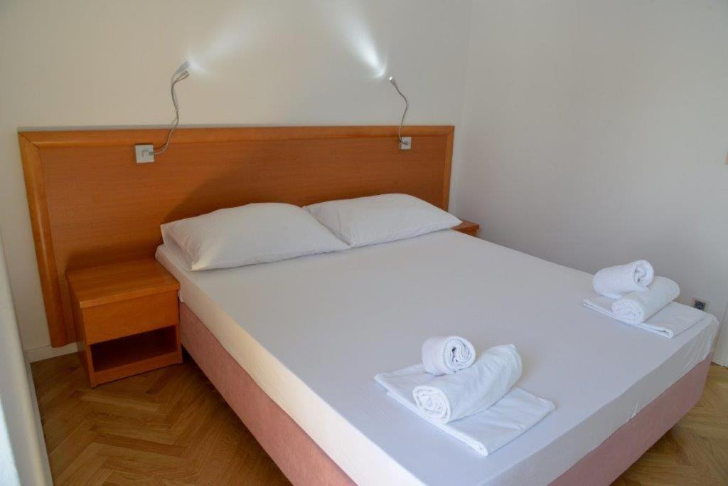 Premium Oaza Apartment Primošten Exterior foto